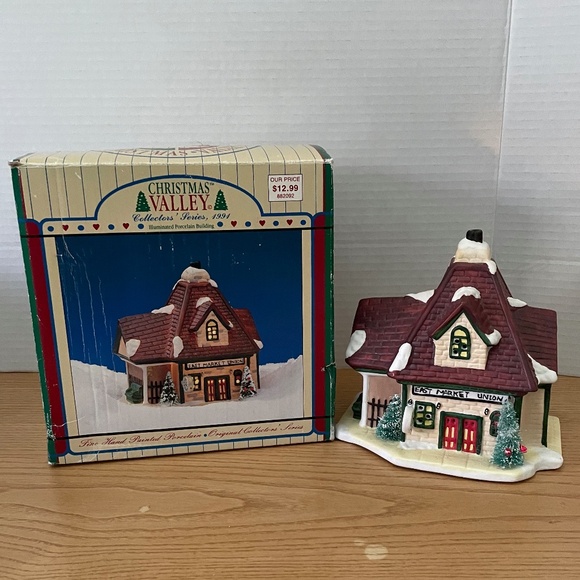 Christmas Valley Village Orig Collectors Series East Market Union Building 1991 - Picture 1 of 14